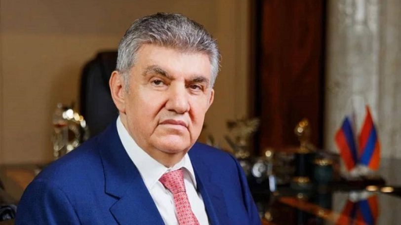 Меликян: Президента Союза армян России Ара Абрамяна не пускают в Армению