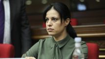 ЗПЧ Армении подняла вопрос о пересмотре запрета на общение Арегназ Манукян с дочерью
