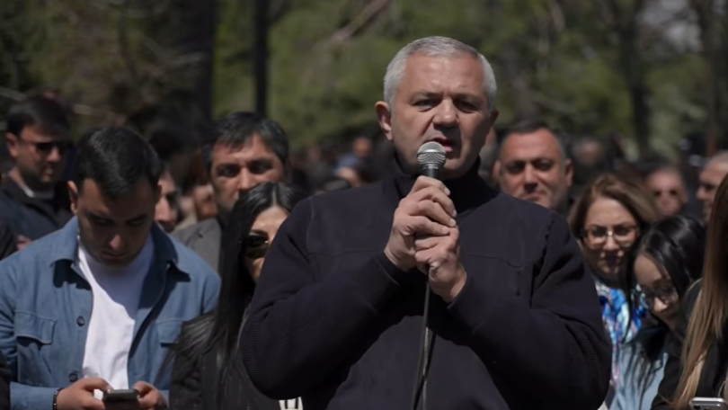 Самвел Карапетян начал процесс отказа от всех гражданств, кроме армянского