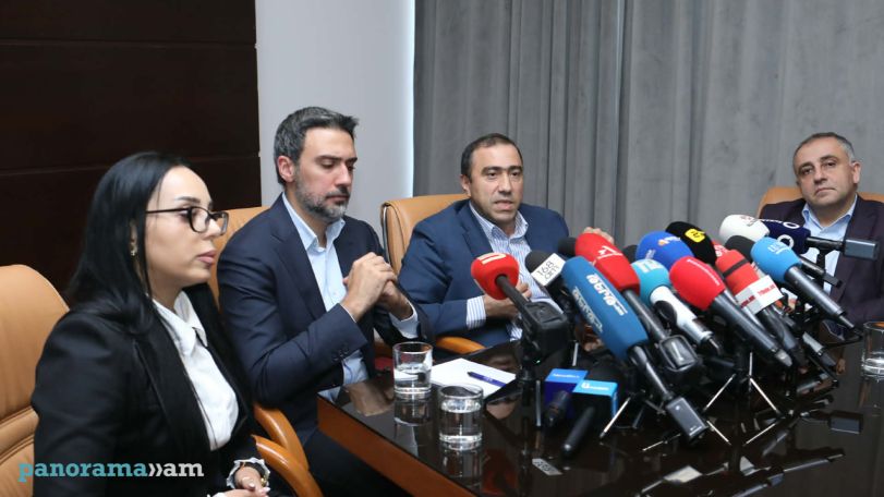 Հարցնում ենք՝ ինչու այս մարդուն չեք հարցաքննում, քննչական խմբի ղեկավարը ասում է՝ մտավախություն ունենք, որ հնարավոր է ի օգուտ ձեզ ցուցմունք տա. Սամվել Կարապետյանի պաշտպան