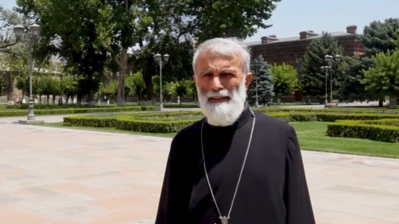 Աստծու տաճարի վրա ձեռք բարձրացնելը նույնն է՝ հենց Աստծուն հայհոյել․ Տեր Մինաս քահանա Մարտիրոսյան