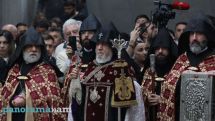 Catholicos Karekin II commemorates Armenian Genocide victims