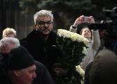 Близкие Киркорова рассказали, что он начал отказываться от еды после смерти отца