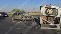 Արմավիրում բախվել են «Mercedes»-ն ու մարդատար «Գազել»-ը, կա 11 վիրավոր