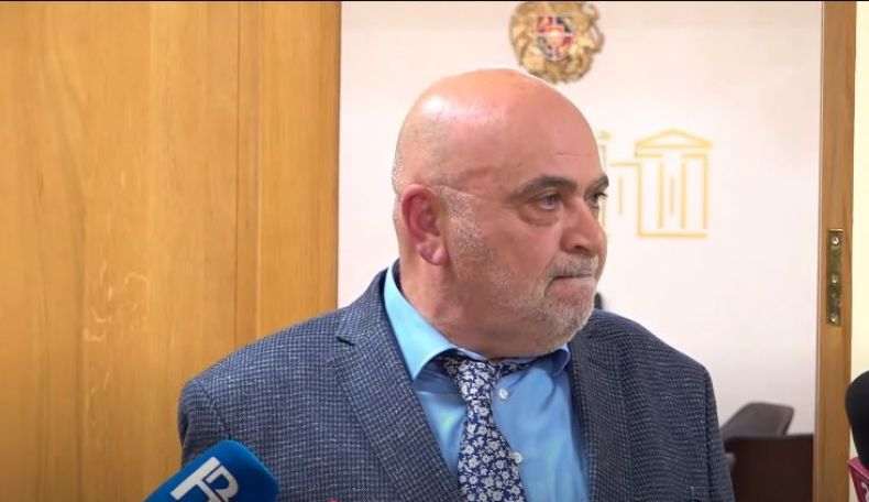 Կիսում եմ ձեր մտահոգությունը, շատ ճիշտ կլինի՝ լուսաբանվի. Տիգրան Հակոբյանը՝ Հ1-ով Բաքվում հայ գերիների դատավարությանը չանդրադառնալու մասին