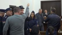 «Եկել ենք այստեղ, զառանցանք ենք լսում, գլխավոր մուտիլովչիկն ասել է, պեչատել էլ խփել տակը». Ազատի զինվորական կացարանի հրդեհի գործով նիստին իրավիճակը լարվեց
