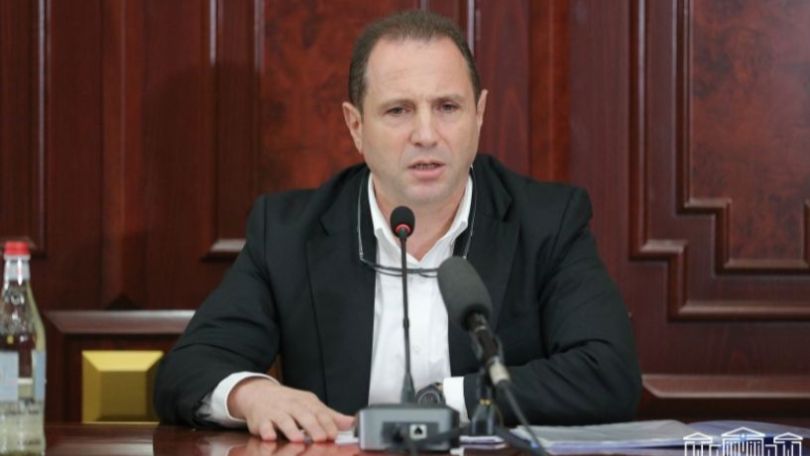 Չեմ կաշկանդելու հանրության հետ բաց խոսելու իրավունքս. Դավիթ Տոնոյան