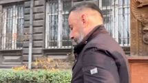 Փաշինանը Ձեր առջև ինչ-որ կոմպրոմատնե՞ր է դրել. Կաթողիկոսի դեմ դուրս եկած Անուշավան Սրբազանը ԵՊՀ-ում էր