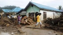 Death toll from Indonesia floods and landslides surpasses 700
