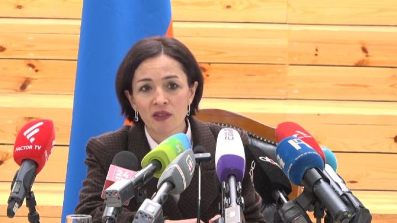 Յուրաքանչյուր դպրոց իր ձևաչափն է գտնում, ընդհանուր հրամանների կարիք չկա. Ժաննա Անդրեասյանը՝ բջջային հեռախոսների օգտագործման մասին