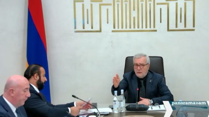 «Իմ պատասխանին մի խառվեք», «դուք նախկինում դեմ էիք քվեարկել ձեր նախաձեռնությանը». ՔՊ-ականները՝ նախագծի քննարկմանը