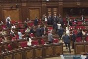 Tensions run high at Armenian parliament session