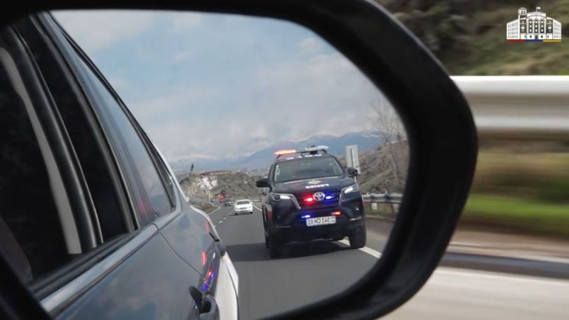 Իրավախախտումը չարձանագրելու համար պարեկներին կաշառք առաջարկած տղամարդը ձերբակալվել է