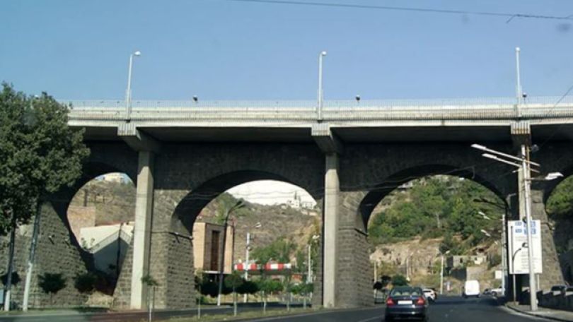 Վաղվանից կդադարեցվի Մյասնիկյան պողոտայից դեպի Նորք-Մարաշի Էմիլ Դիլանյան փողոց և Նորքի 1-ին նրբանցք տանող ճանապարհի երկկողմանի երթևեկությունը