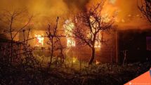 Пожарные более двух часов тушили дом в Степанаване