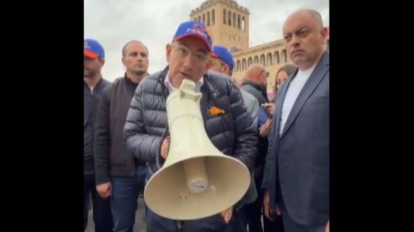 «Без экзаменов, но с условиями»: предвыборное обещание Никола Пашиняна для лишенных прав водителей