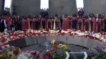 Catholicos Karekin II commemorates Armenian Genocide victims at Tsitsernakaberd