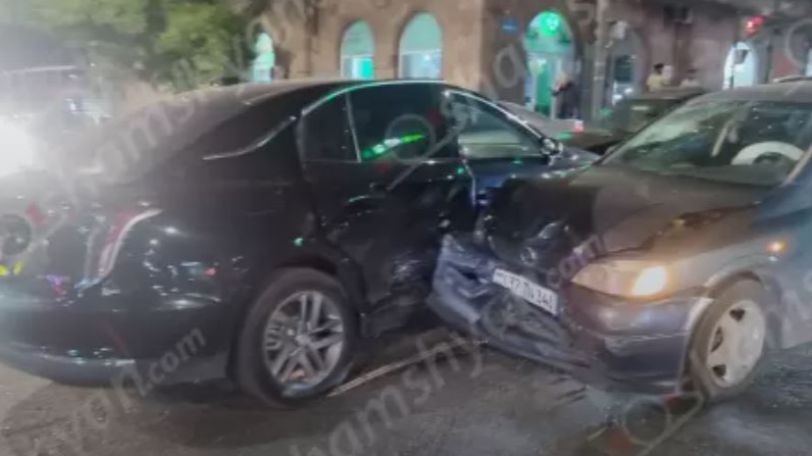 Ավտովթար՝ Երևանում. 4 վիրավորների մեջ կան անչափահասներ