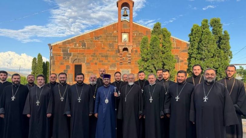 Մեր խոսքը թող լինի ազատ, բայց հնազանդ Եկեղեցու ավանդությանը, քննադատական, բայց երբեք պառակտիչ. Ռուբեն Սրբազան