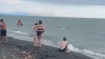 Ուռեկիում ծովային հոսանքը տարել է չորս մարդու. նրանցից մեկը մաhաgել է