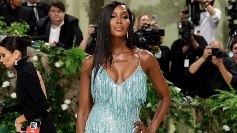 Модель Наоми Кэмпбелл заявила, что слишком стара для посещения Met Gala