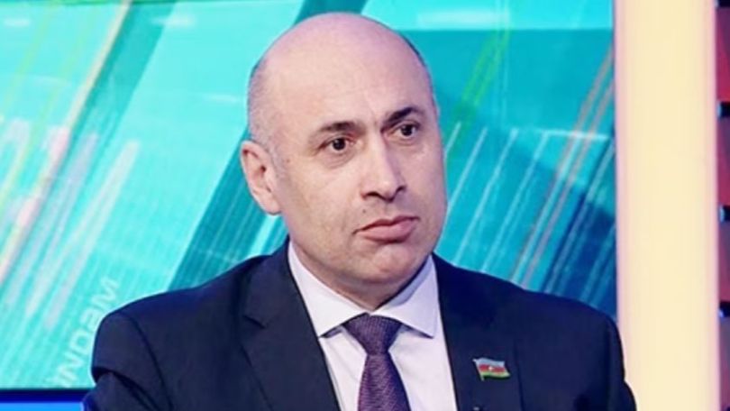 Азербайджан потребовал разъяснений от России в связи с отказом депутату во въезде