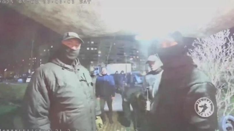 Неонацисты из движения «Русская община» ворвались в квартиру в Ленобласти, возник пожар, погиб гражданин Армении