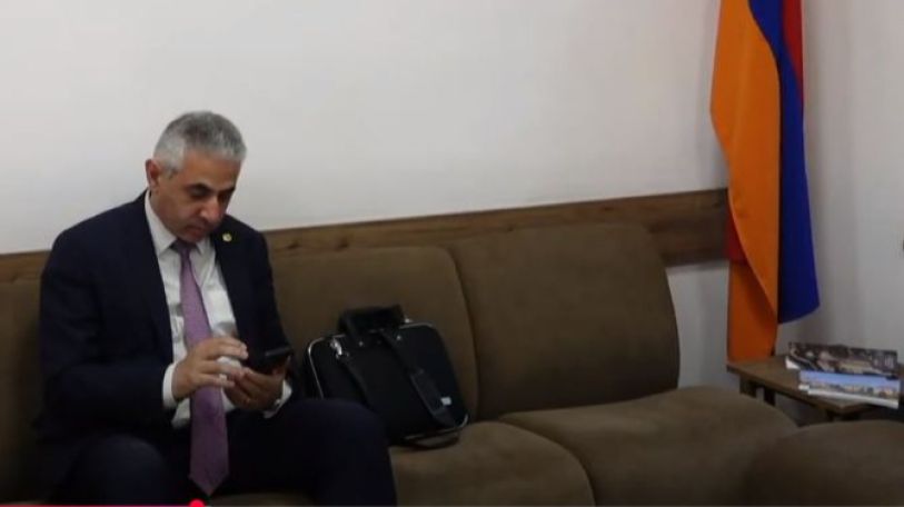 Ռուբեն Ռուբինյանը «նպատակահարմար չգտավ» ընդունել Էդգար Ղազարյանին. «Անպատասխան չի մնալու»