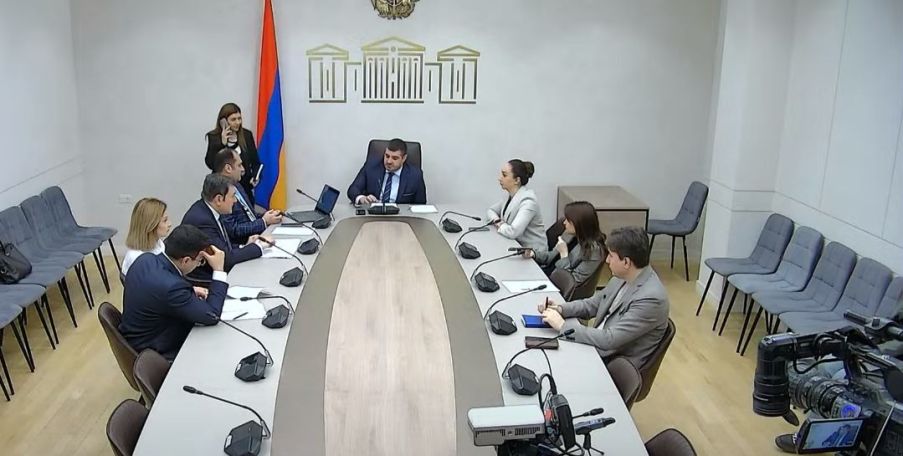Բրյուսելում սպասում են ԵՄ-ին Հայաստանի անդամակցության գործընթացի մեկնարկի օրինագիծի երկրորդ ընթերցմանը՝ արձագանքելու համար