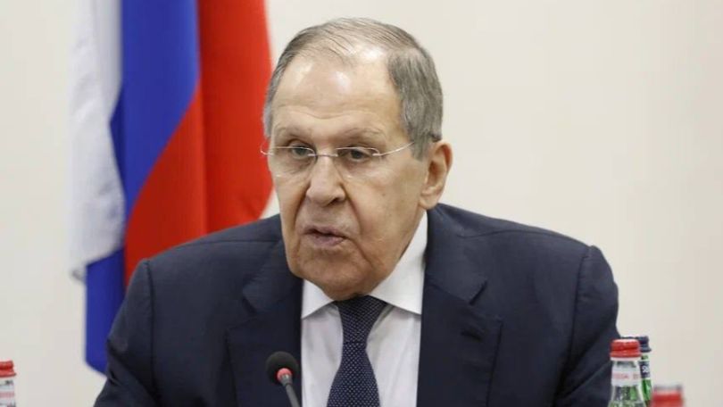 Сергею Лаврову подарили в Ереване необычные подарки