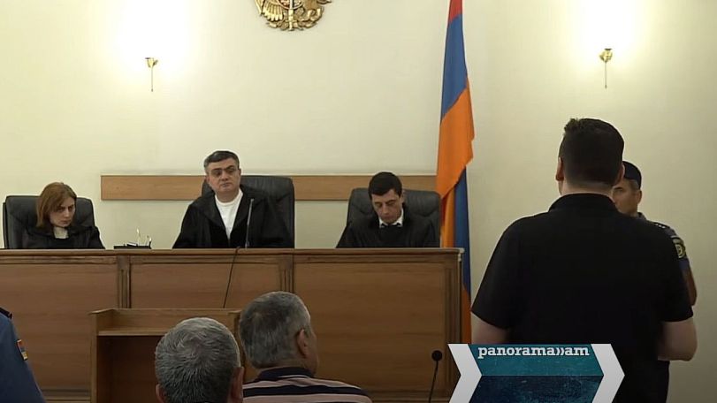 «Удалю всех из зала»: судья по делу Джалала Арутюняна предупредил участников судебного заседания