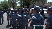 Rally in support of Samvel Karapetyan held outside Yerevan court