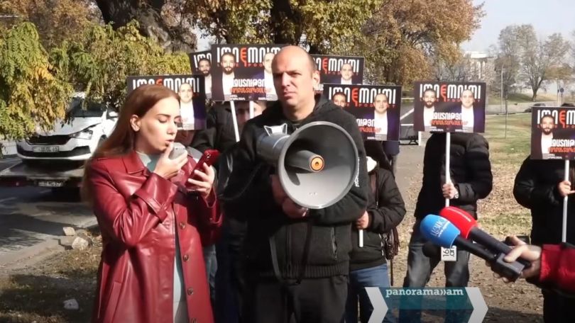 US ambassador urged to condemn detention of Armenian opposition podcasters