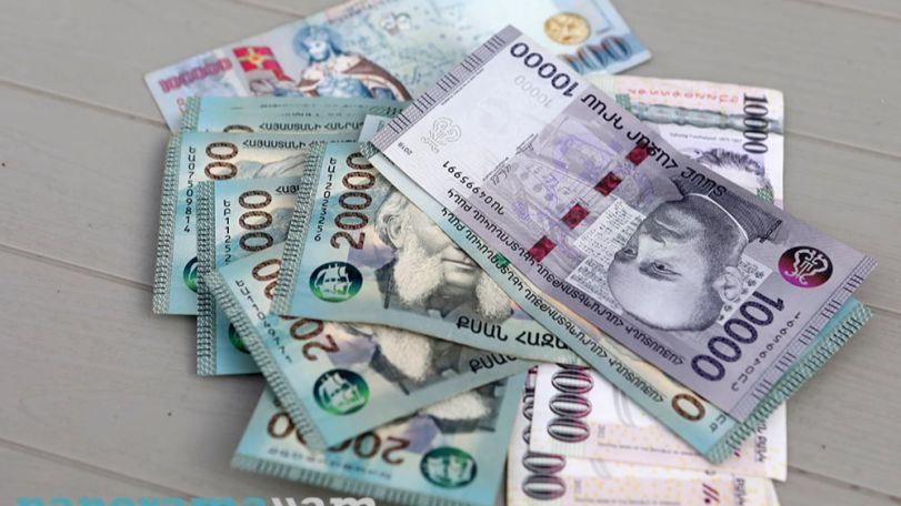 Հոկտեմբերի 8-ին ռուբլու և դոլարի փոխարժեքներնն աճել են, եվրոյինը՝ նվազել