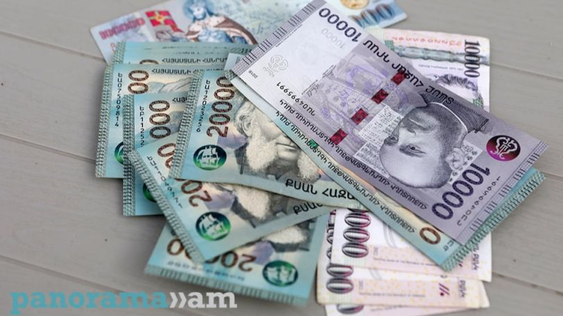 Հունվարի 19-ին դոլարի և եվրոյի փոխարժեքները նվազել են, ռուբլունը՝ աճել