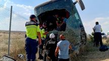 Թուրքիայում ավտոբուսը դուրս է եկել ճանապարհից, վիրավորվել է 19 մարդ