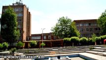 Էջմիածնի նախկին քաղաքապետի տեղակալը մեղադրվում է փողերի լվացման, պաշտոնեական կեղծիք կատարելու և պաշտոնեական դիրքի չարաշահման մեջ