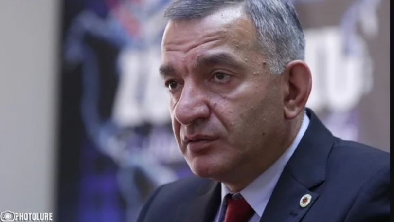 Արտակ Գալստյանի լիազորութունները կդադարեցվեն