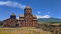 Սա այլևս անհնազանդություն չէ։ Սա ուղիղ ապստամբություն է Հայոց Եկեղեցու դեմ. Փաշինյանի հայտարարության արձագանքները