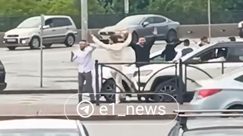 Տարան, տարան, տարան. Հայերը հարսանեկան իրարանցում են ստեղծել Եկատերինբուրգում