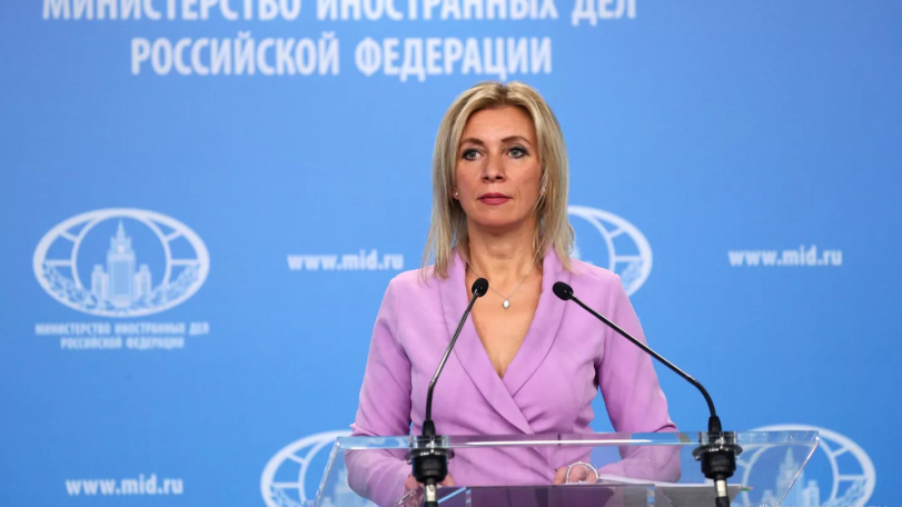 Не определившийся с пунктом назначения пассажир: Захарова - о позиции Еревана в отношении ЕС и ЕАЭС
