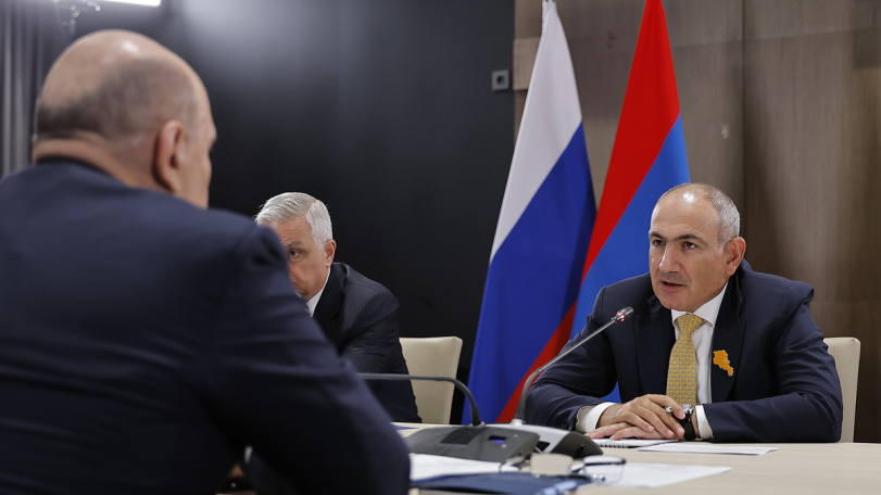 Встреча Пашиняна и Мишустина продлилась почти 1,5 часа
