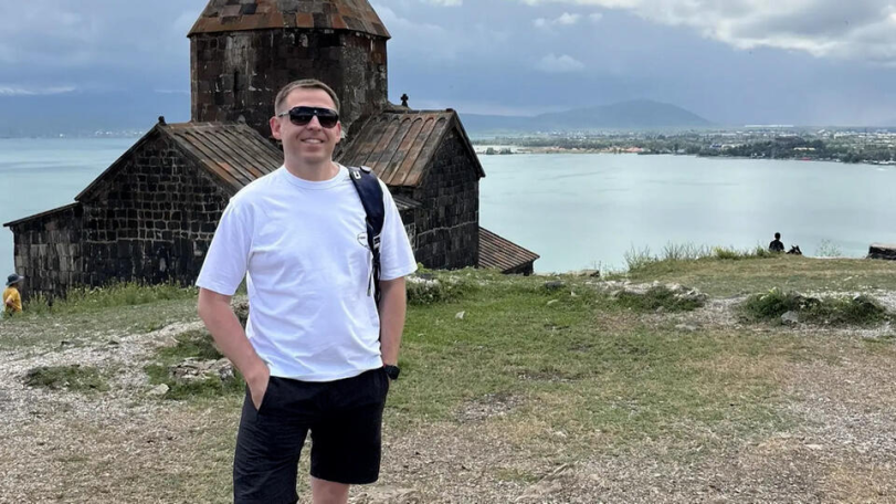 Ошибка ИИ? Адвокат раскрыл подробности дела задержанного в Армении россиянина