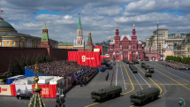 Песков: Россия будет рада видеть на параде Победы глав дружественных стран