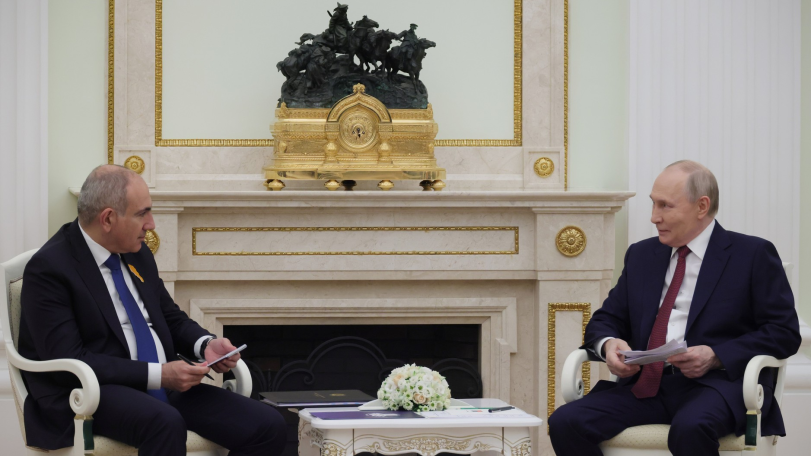 Путин: Армения не сможет находиться одновременно в таможенном союзе ЕС и ЕАЭС