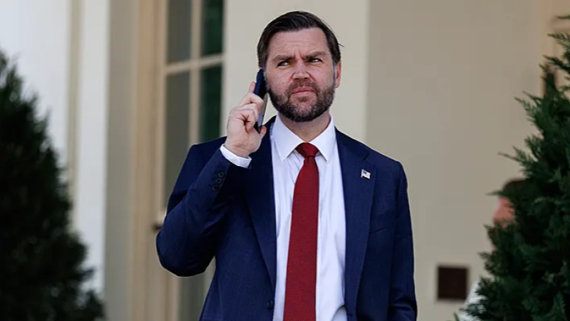 Вице-президент США Джей Ди Вэнс вылетел в Пакистан на переговоры с Ираном