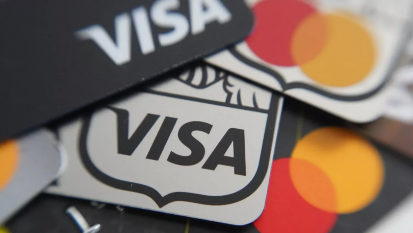 ЦБ РФ: Карты Mastercard и Visa должны уходить с российского рынка