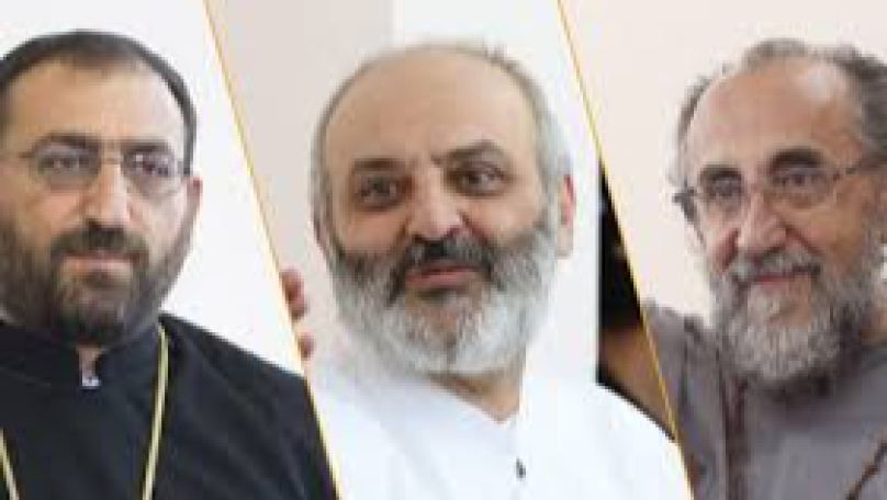 Նողկալի է, որ սույն բանդային միացել են նաև իրենց եռակի օծումը ոտնահարած և մերժած «հոգևորականներ»․Սրբազանների նամակը