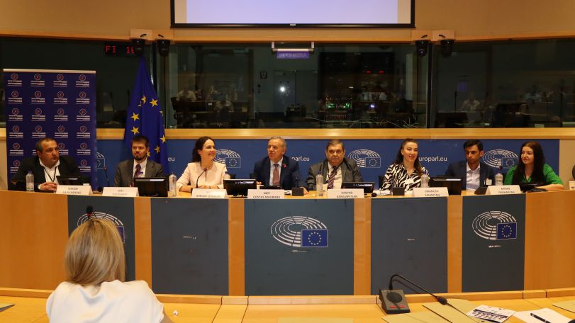 European Parliament solidifies stance on Armenian hostages