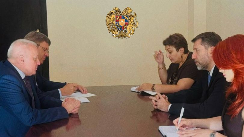 Միջազգային իրավական հարցերով ներկայացուցիչն ու ՌԴ դեսպանը քննարկել են միջպետական իրավական հարցեր